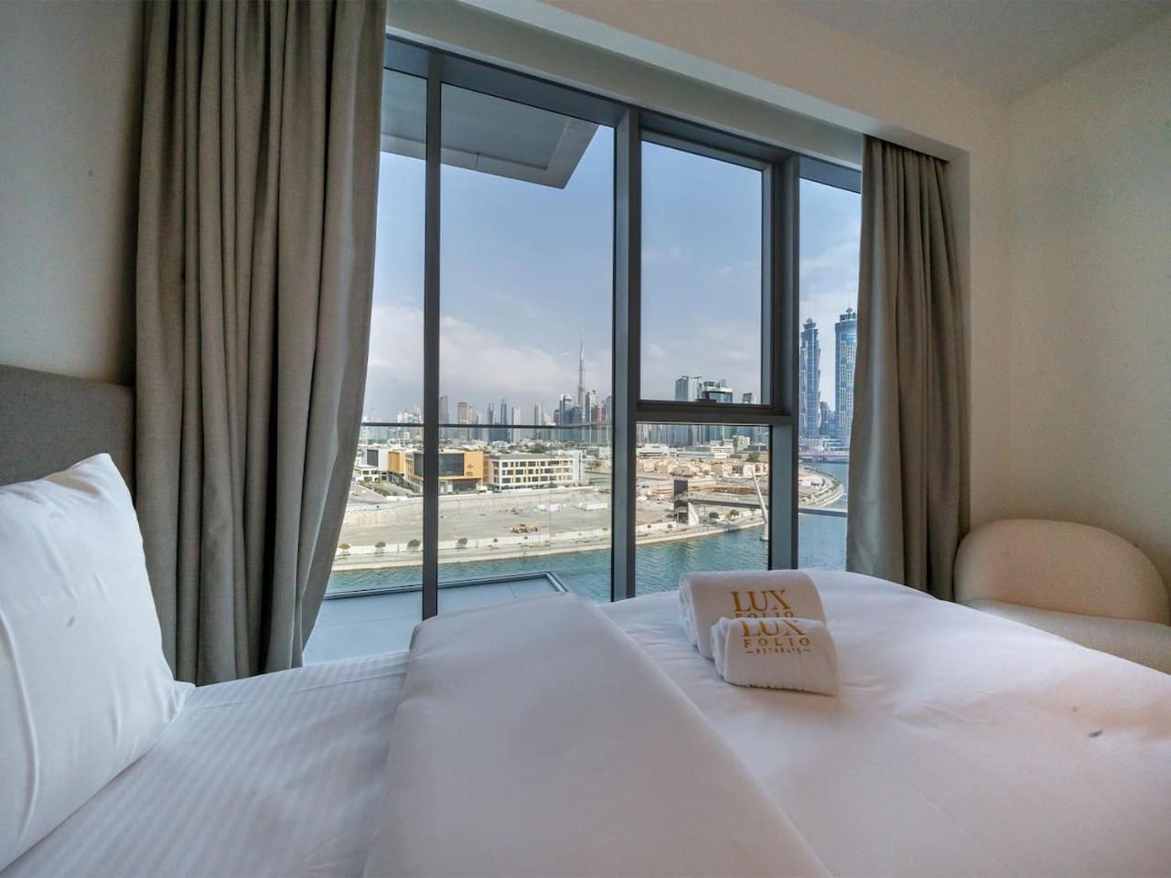 Modern Waterfront Living 2 Bed Maids With Burj Khalifa View
